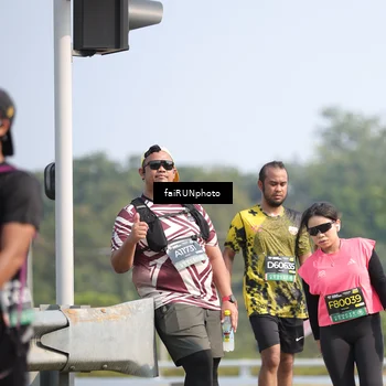Runner Photo 6626731