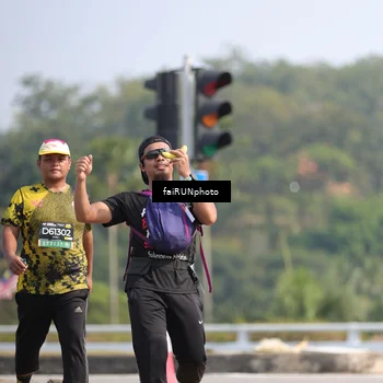 Runner Photo 6626765
