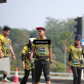 Runner Photo 6626923