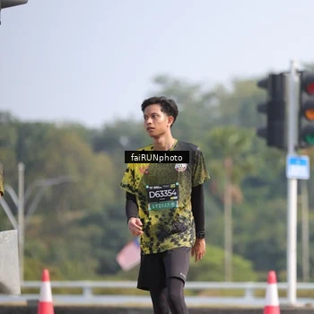 Runner Photo 6626972