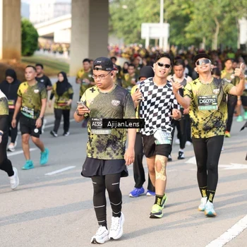 Runner Photo 6627024