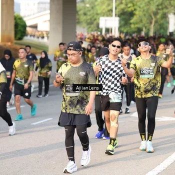 Runner Photo 6627037
