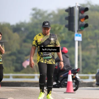 Runner Photo 6627052
