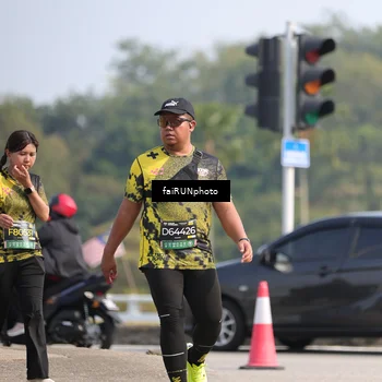 Runner Photo 6627054