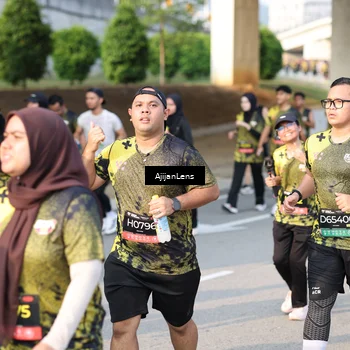Runner Photo 6627095