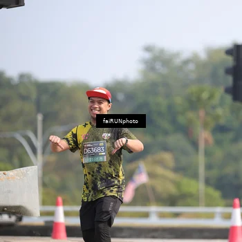 Runner Photo 6627102