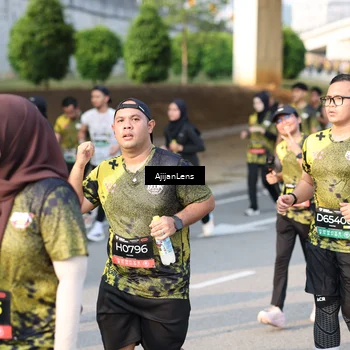 Runner Photo 6627108