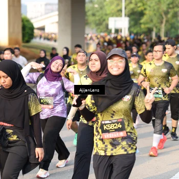 Runner Photo 6627110