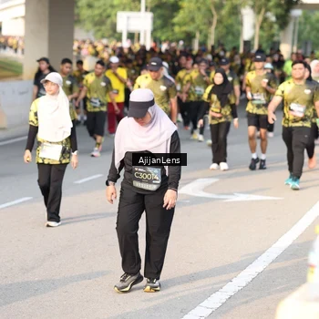 Runner Photo 6627194