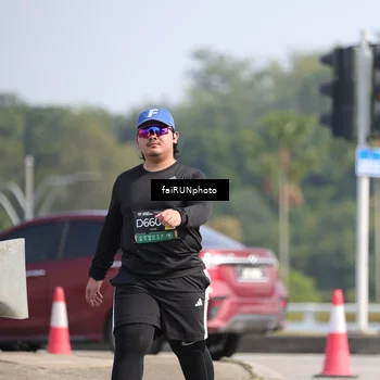 Runner Photo 6627256