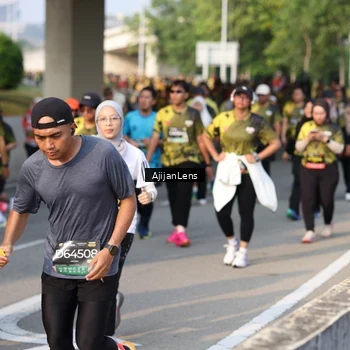 Runner Photo 6627398