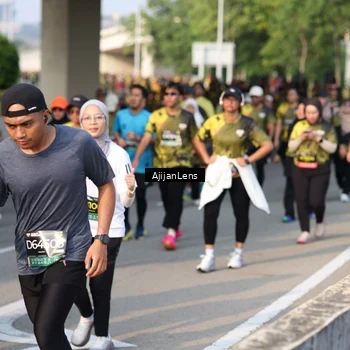 Runner Photo 6627406