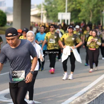 Runner Photo 6627407