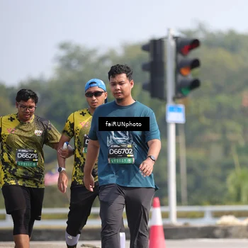 Runner Photo 6627420