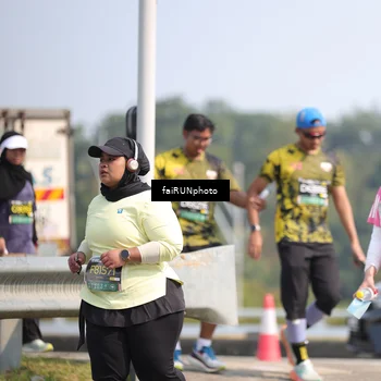 Runner Photo 6627423
