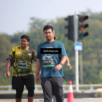 Runner Photo 6627439