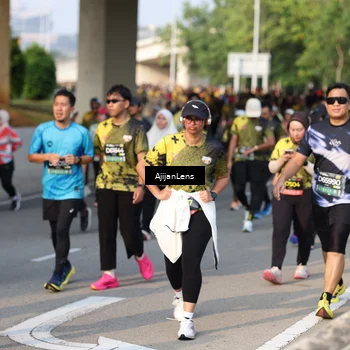Runner Photo 6627441