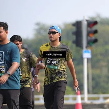 Runner Photo 6627465