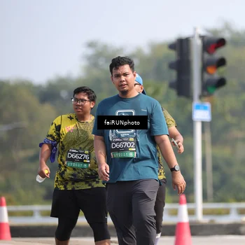Runner Photo 6627467