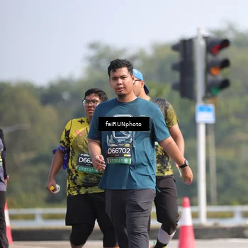 Runner Photo 6627468