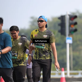 Runner Photo 6627470