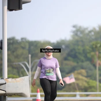 Runner Photo 6627529
