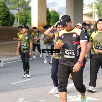 Runner Photo 6627675