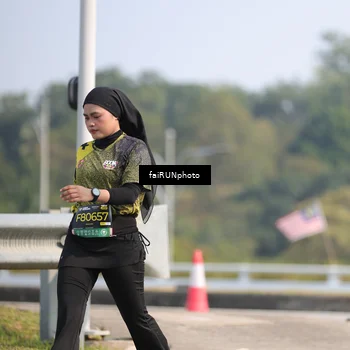 Runner Photo 6627687
