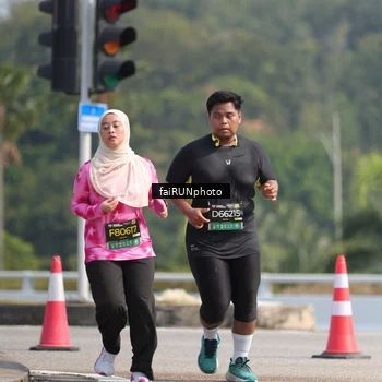 Runner Photo 6627768