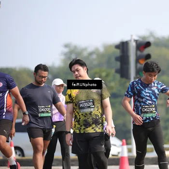 Runner Photo 6627845