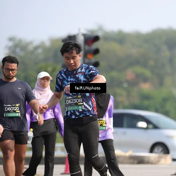 Runner Photo 6627846