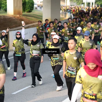 Runner Photo 6627875