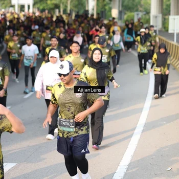 Runner Photo 6627921
