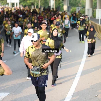Runner Photo 6627923