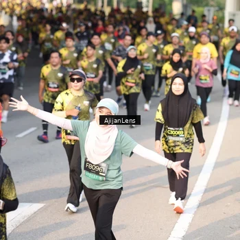 Runner Photo 6628059