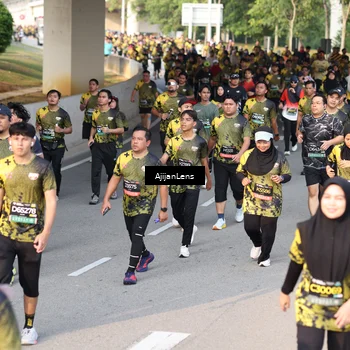 Runner Photo 6628091