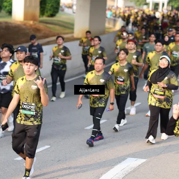 Runner Photo 6628099