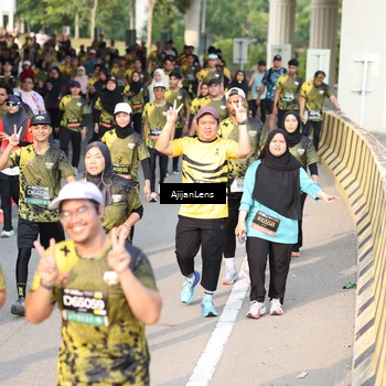 Runner Photo 6628173