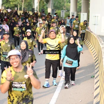 Runner Photo 6628175