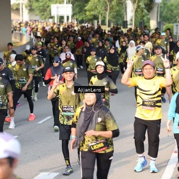 Runner Photo 6628189