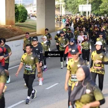 Runner Photo 6628236