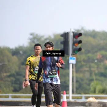 Runner Photo 6628255