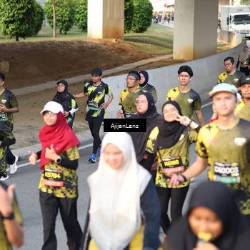 Runner Photo 6628338