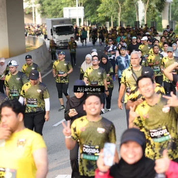Runner Photo 6628469