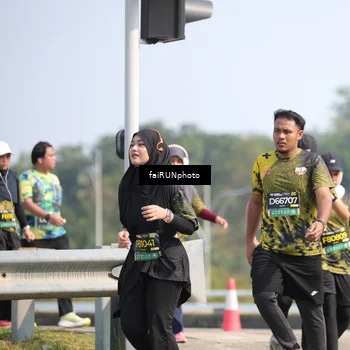 Runner Photo 6628584