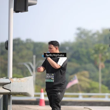 Runner Photo 6628746