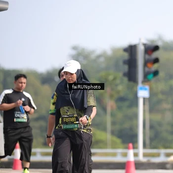 Runner Photo 6628749