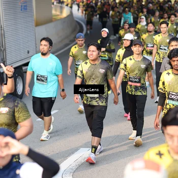 Runner Photo 6628796