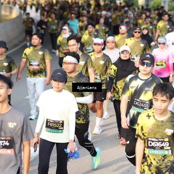Runner Photo 6628875