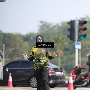 Runner Photo 6629042